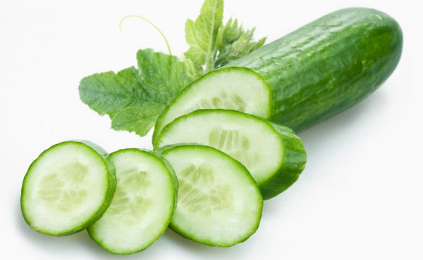 depositphotos_5005288-stock-photo-cucumber-and-slices-isolated-on