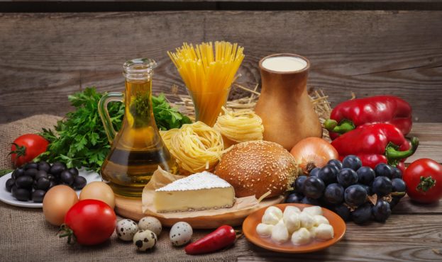 Food-vegetables-cheese-eggs-bread-noodles-tomato-oil_3840x2160