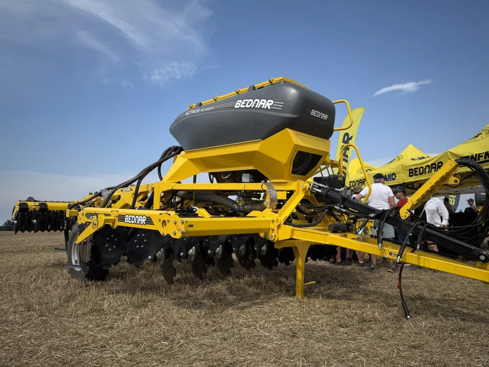 BEDNAR представив оновлений дисколаповий культиватор ACTROS RO в Україні
