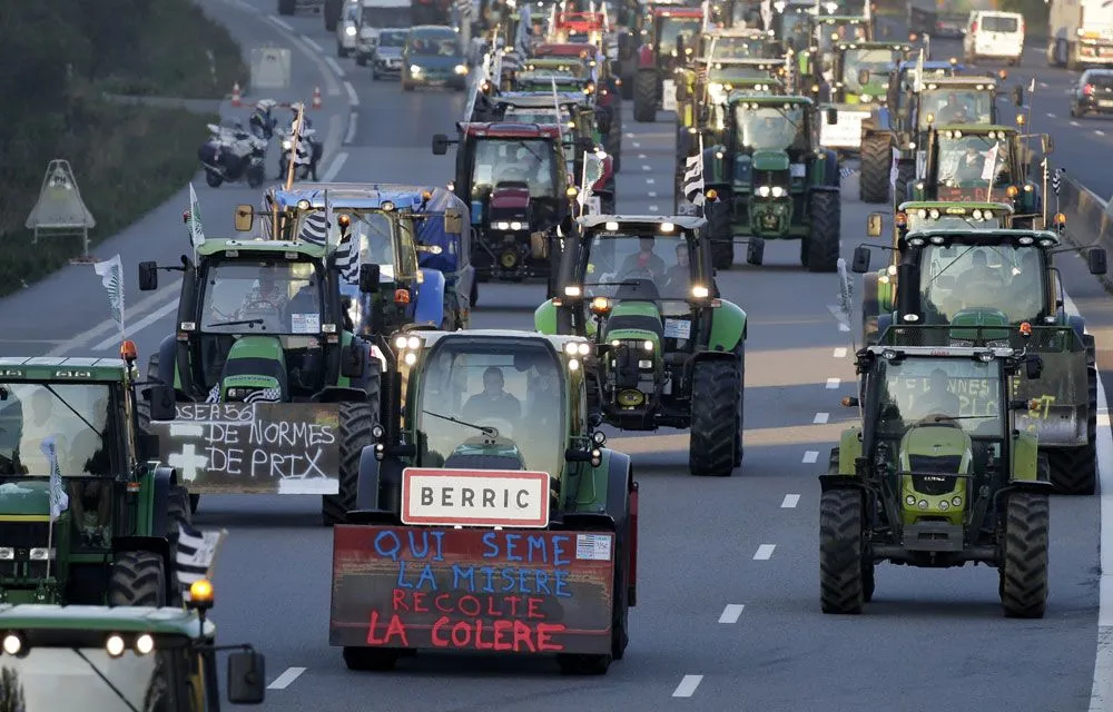 У Брюсселі фермери влаштували протести із залученням майже 1000 тракторів
