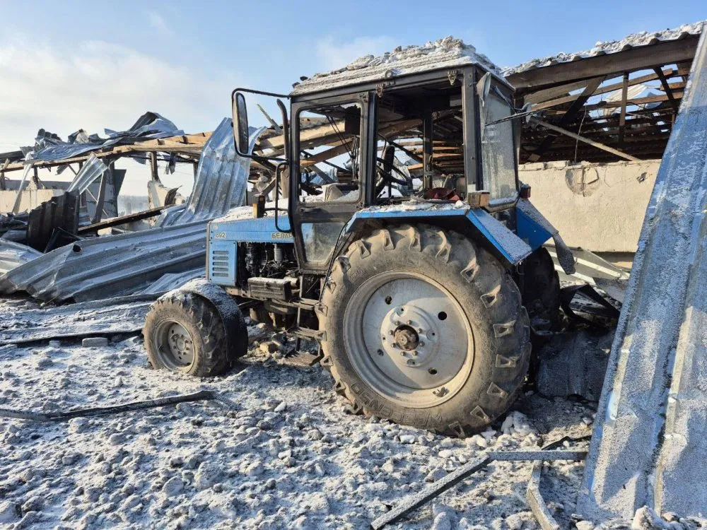 На Сумщині дрони росіян практично знищили одне з місцевих аграрних господарств